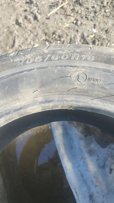 Продам резину на 16 б/у