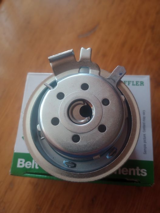 Обтяжна ролка ангренажен ремък Continental