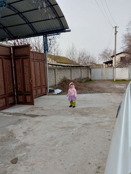 Uchastka 14 so'tg' 6 hona arzonga  beriladi