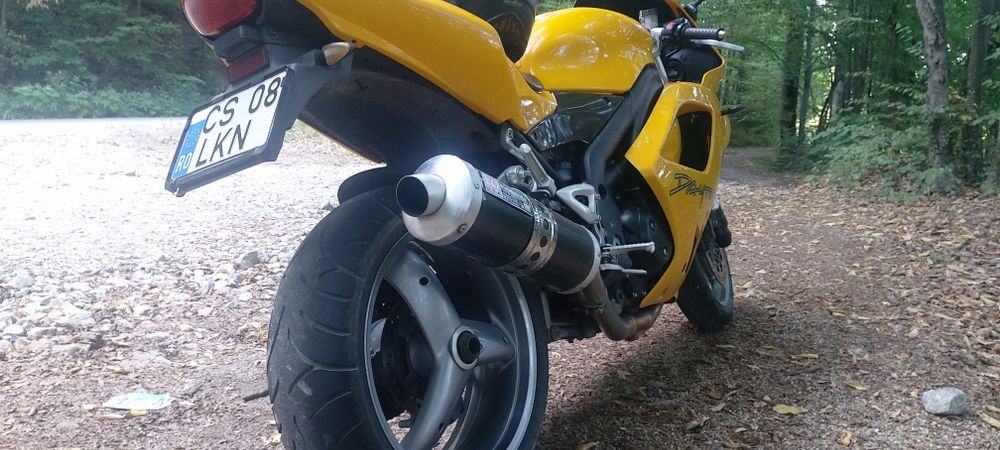 Triumph Daytona 955i