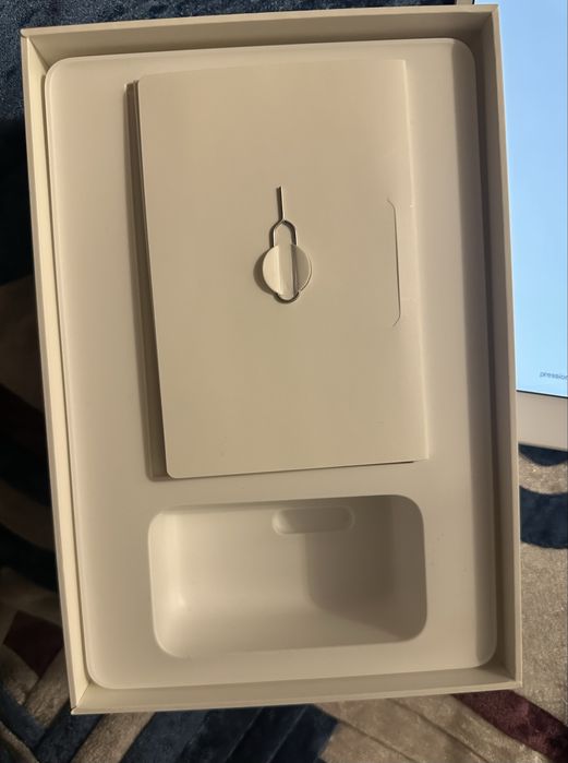 Продам iPad mini 3-го поколения