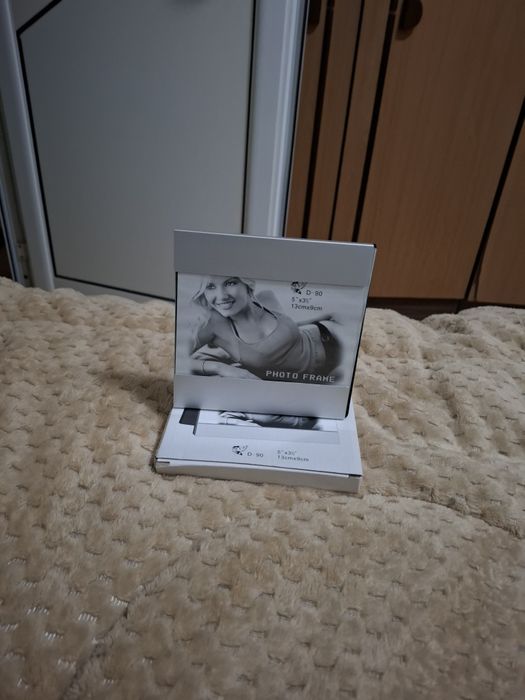Продавам фоторамка