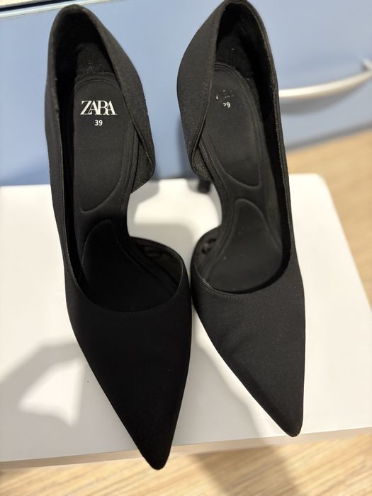 Черни елегантни обувки