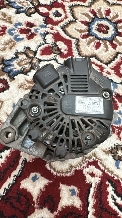 Продаю генератор хундай