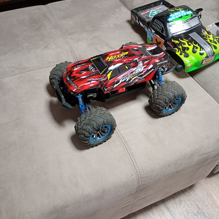 количка голяма 1:10 rc car HOSIM X 07