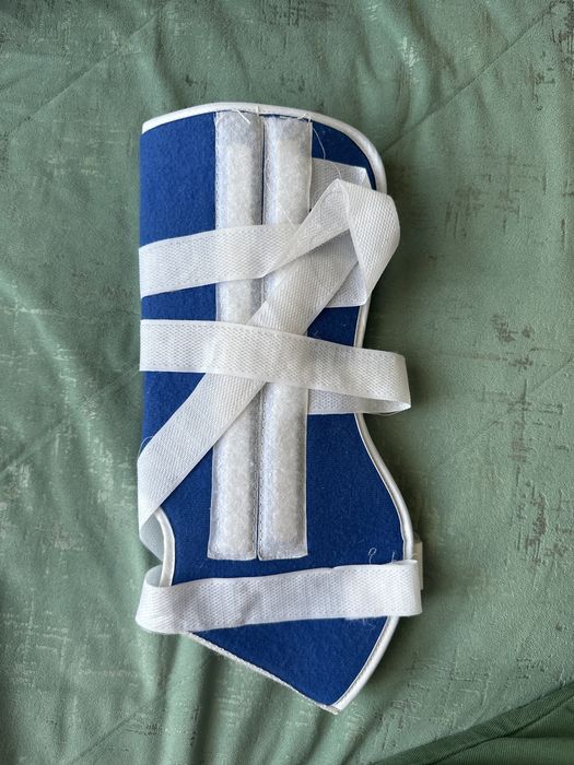 Тутор послетравма