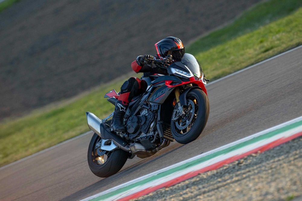 Aprilia Tuono V4 Factory - Nakedul Suprem