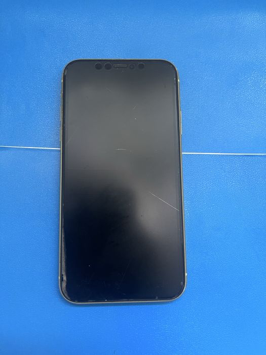 Iphone 11 64 GB Yellow