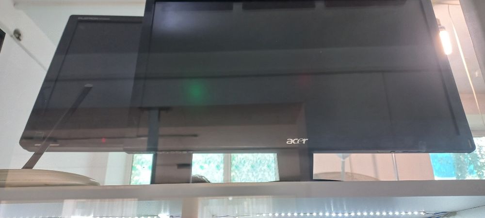 Мониторы разные Aser, LG, benq