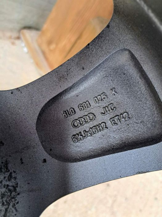 Джанти с гуми 16" 5х100 Seat Audi Vag