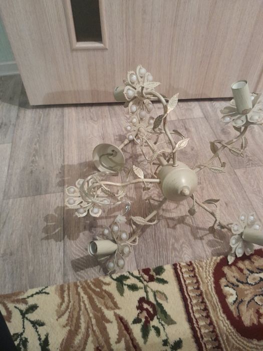 Люстра классическая