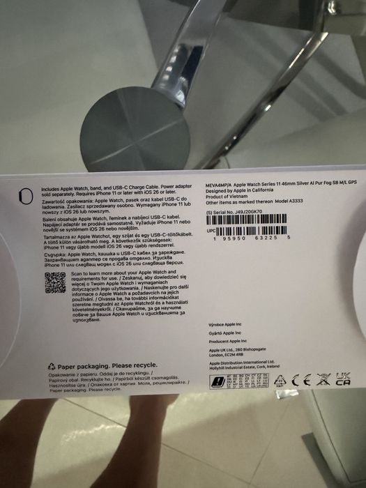 Apple watch 11  GPS 46mm Silver