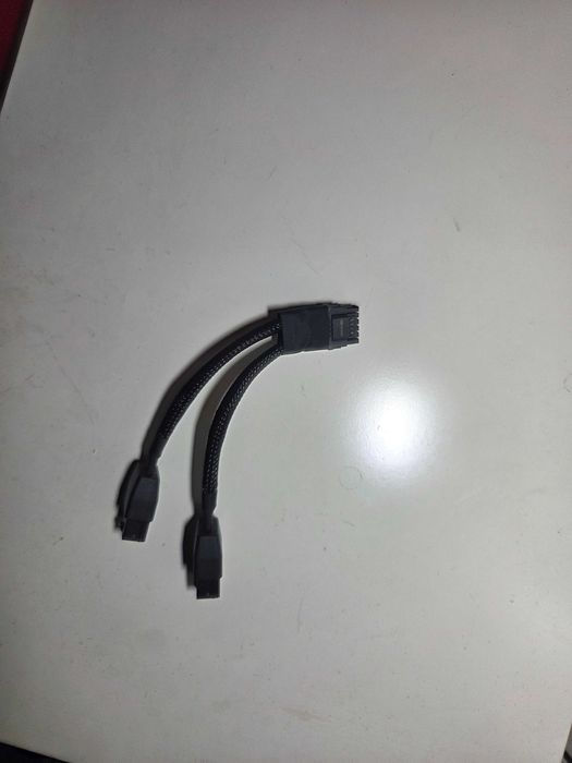 Vand placa video in GARANTIE nVidia GeForce RTX 5070 ca noua