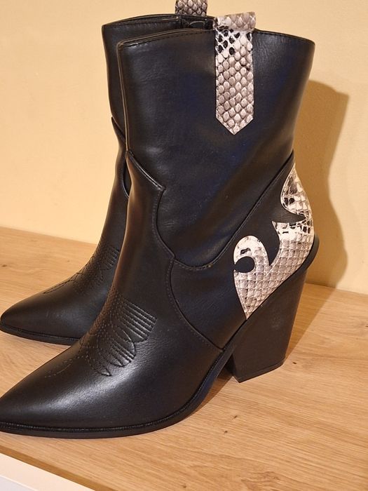 Ciocate dama marimea 39