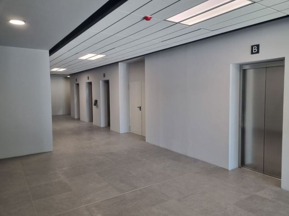 Офис клас А с довършване по твой проект – 390+ кв.м, басейн, фитнес,