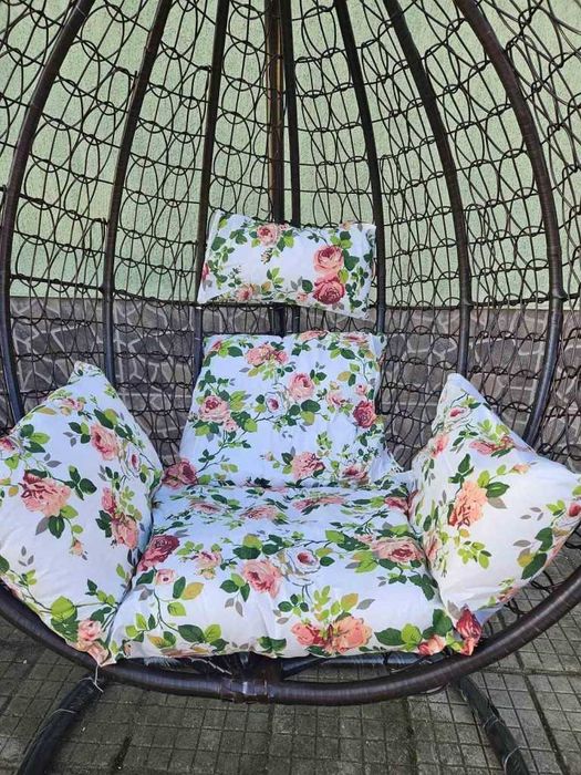 Градинска люлка от PVC ратан с метална конструкция