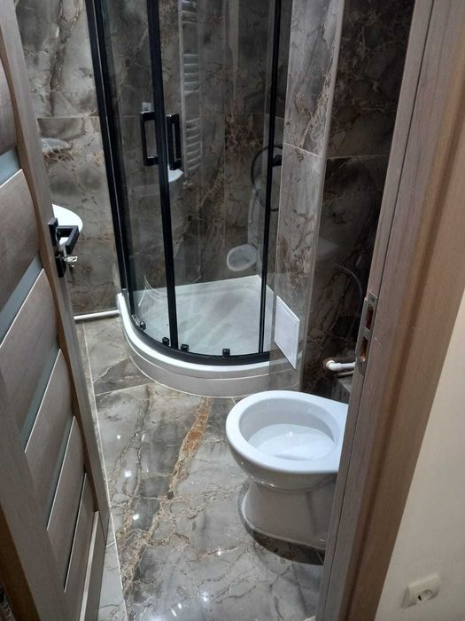 Vand Garsoniera tip apartament in Marasesti Vrancea etaj 2 din 4, 29 mp, renovata complet pret 23 500 EUR