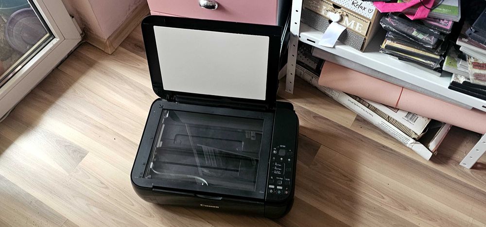 Продава се принтер