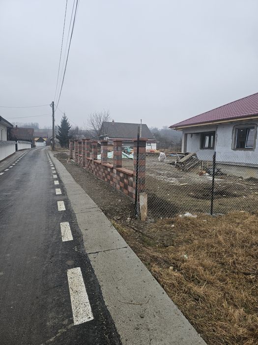 Vand casa noua , situata la 4 km de Tg.Neamt