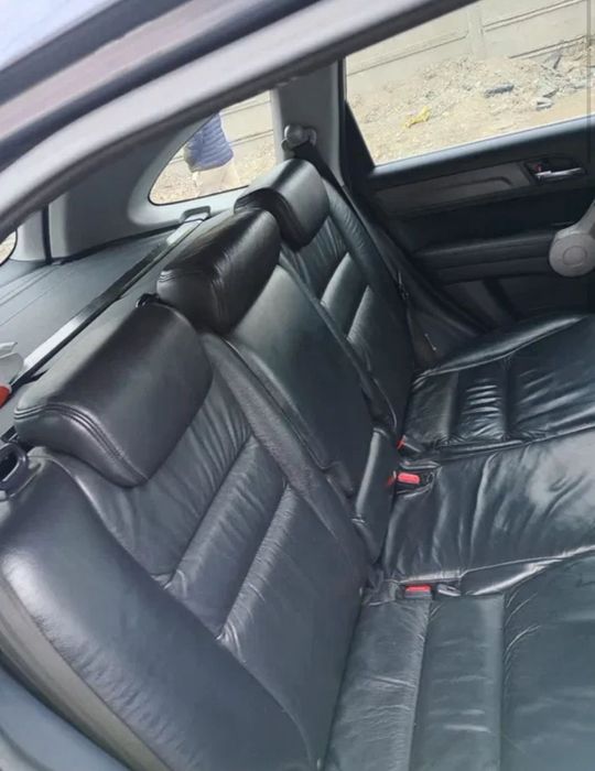 Vând HONDA CR-V 2007