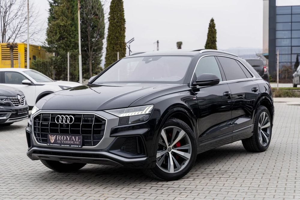 Audi Q8 S-Line, Panoramic, Mild Hybrid, Suspensie pneumatică, Faruri Matrix