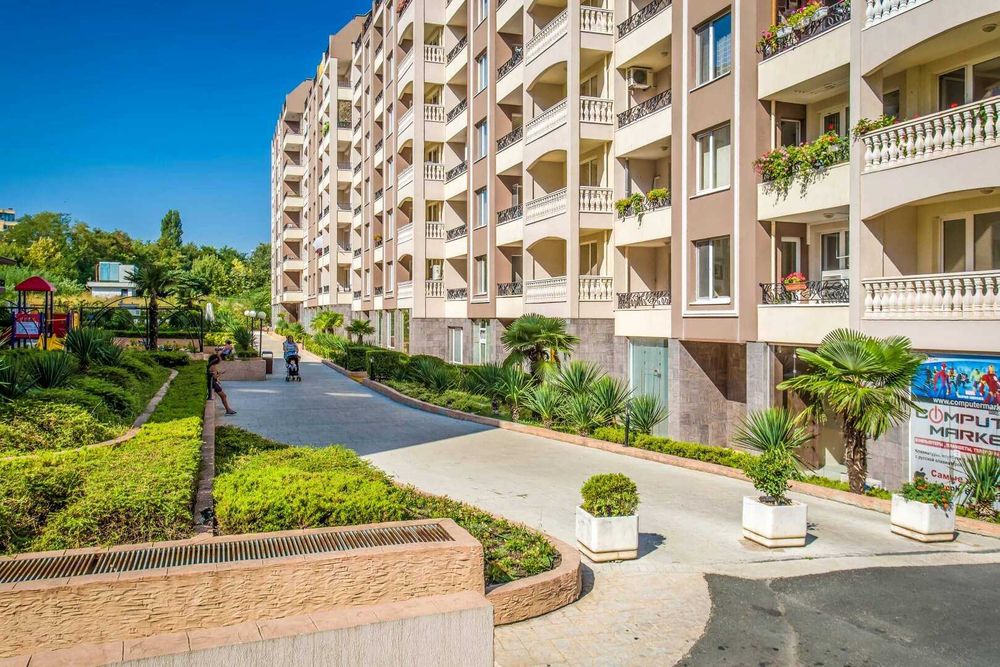 Апартамент за нощувки The Pearl Executive Signature