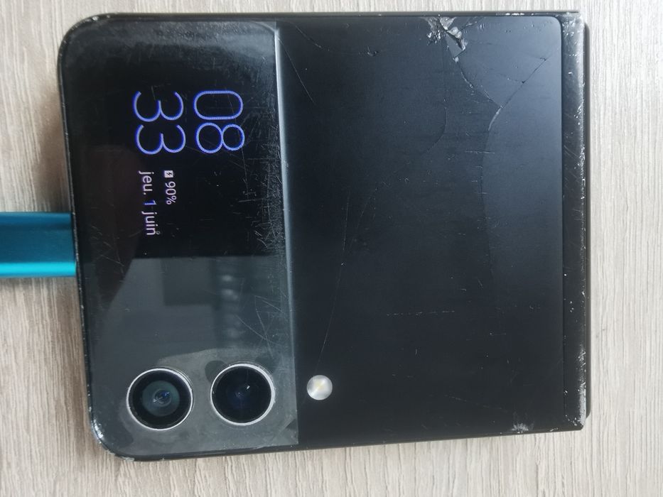 Samsung galaxy Z flip 3