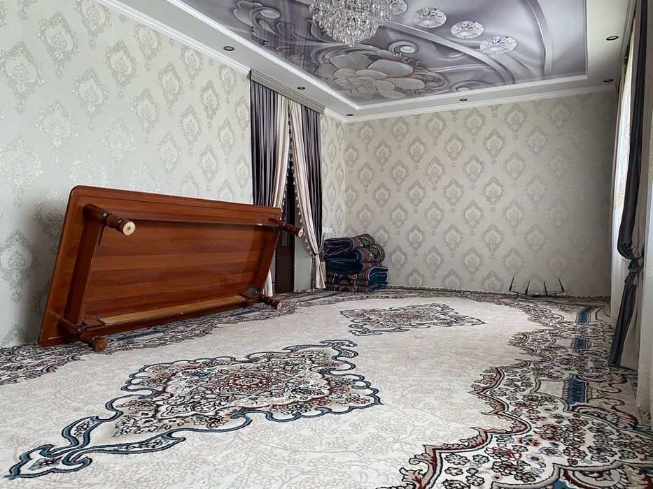 Uy sotiladi Bo'stonliq tumani Qoramanas qishlog'i