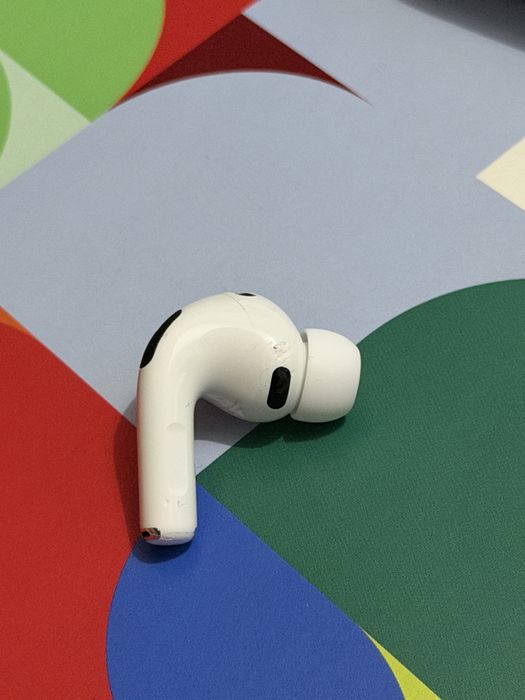 Airpods pro generatia a 3 a.