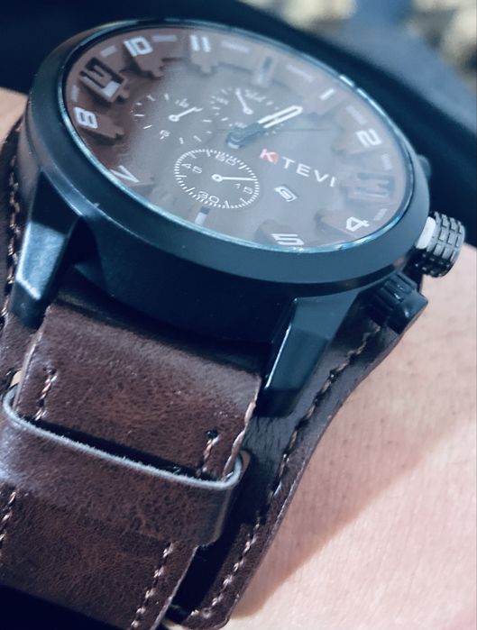 Продам часы новые