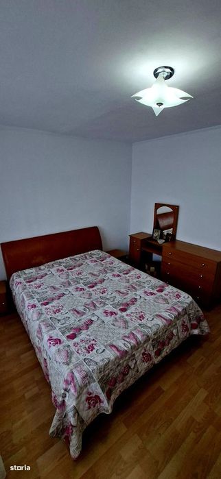 3 camere Gavana 3 , Decomandat / Centrală , mobilat / utilat