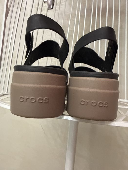 Crocs brooklyn wedge гумени сандали 41 42