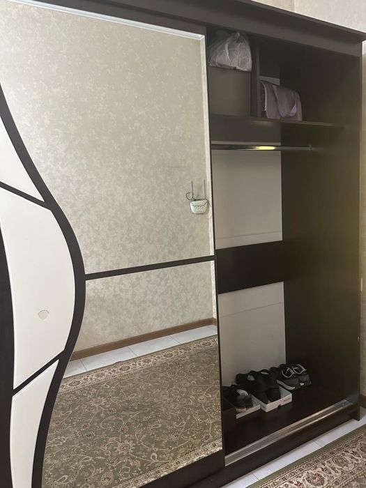 Продается шкаф купе