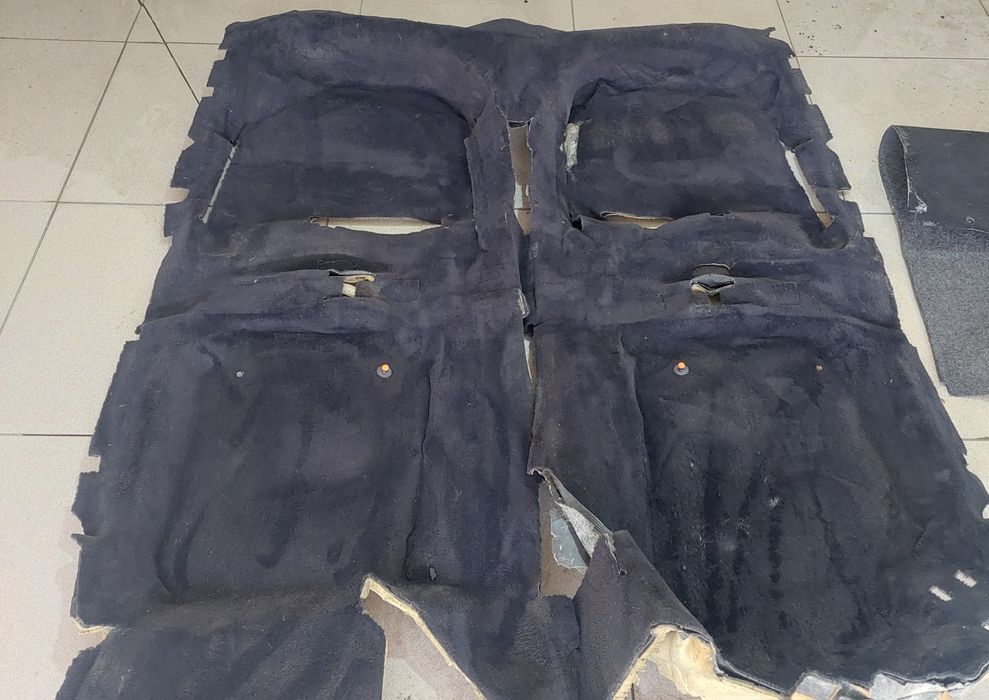 Пол ковролин Ауди 100 С4