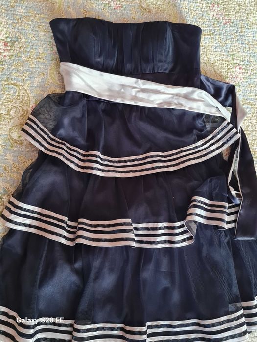 Продавам рокля