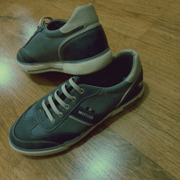 Дамски маратонки