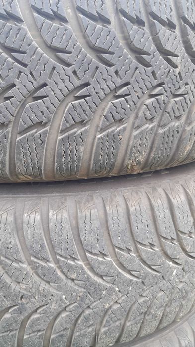Зимни гуми с джанти 15 цола,от Хюндай,Kia