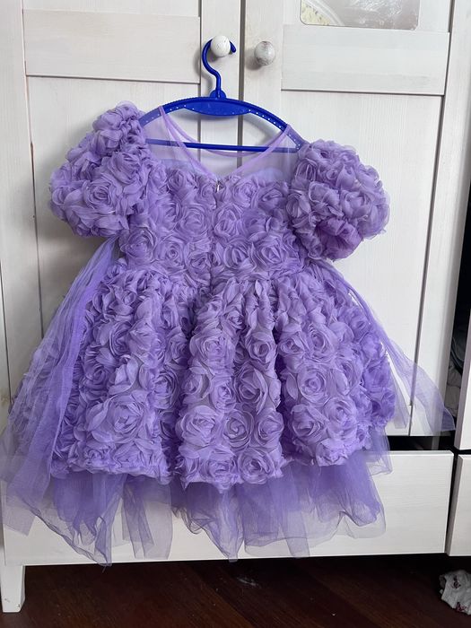 Платье нарядное на девочку