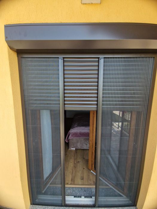 Rulouri  / jaluzele exterioare / interioare