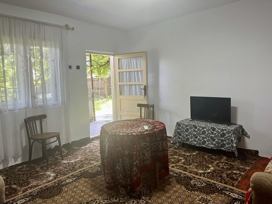 Casa plus anexe si gradina