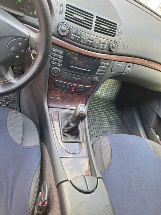 Mercedes E-Class Classic 2.2 CDi 2004
