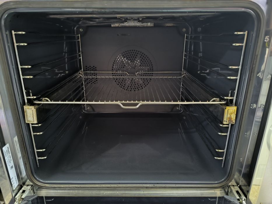 Фурна Miele H2661-1B - 76 литра - клас А