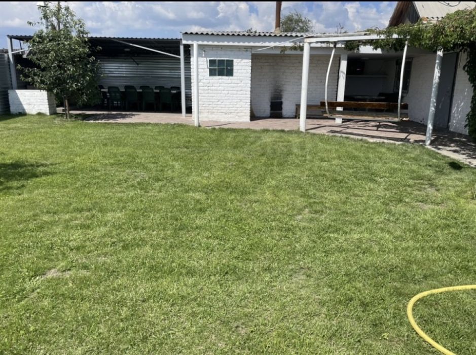 Сдам домик с беседкой посуточно