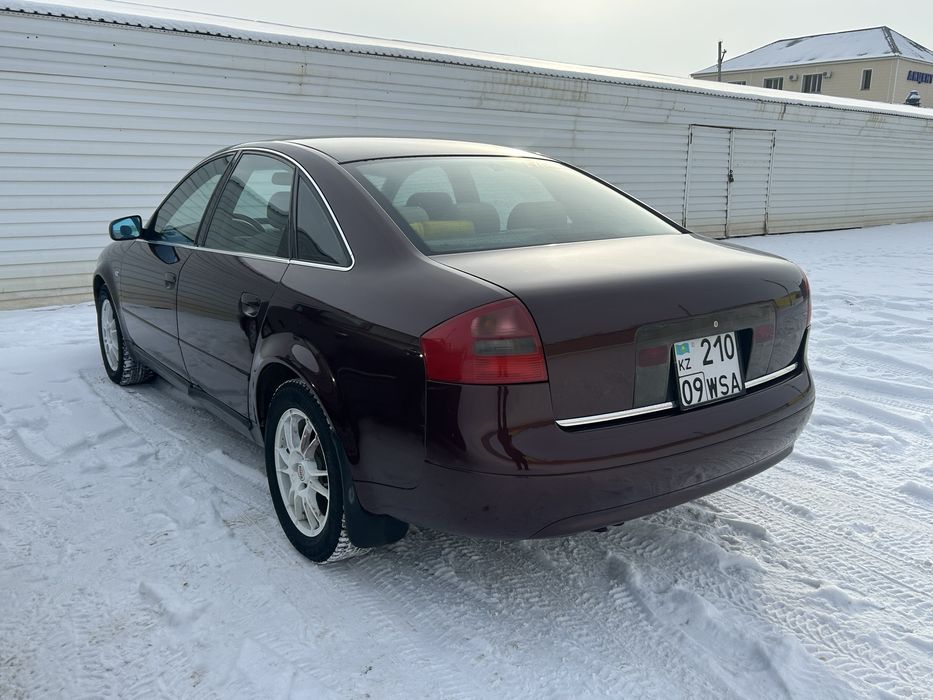 Audi A6 C5 1997 года 2.4