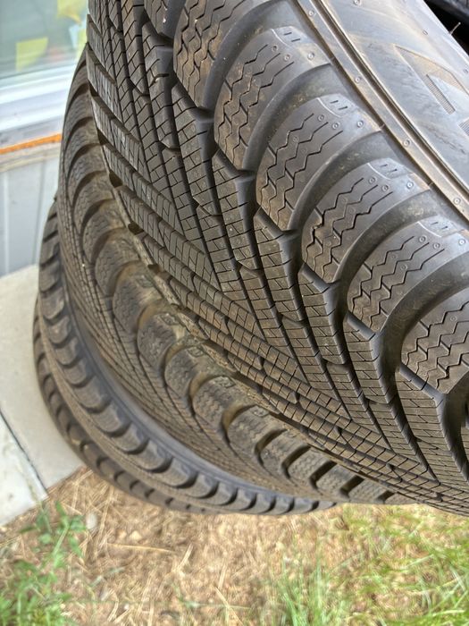 Anvelope Pirelli noi 225/50/r17