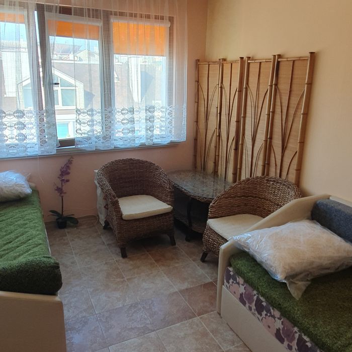 Дава се под наем Многостаен апартамент в Варна, Червен площад - 98 кв.м за 765 € - Снимка #13