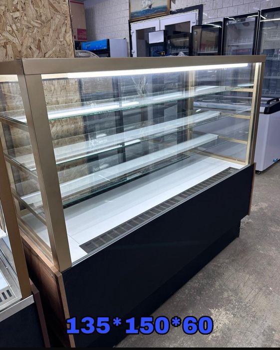 Холодильные витрины•Кондитерские витрины