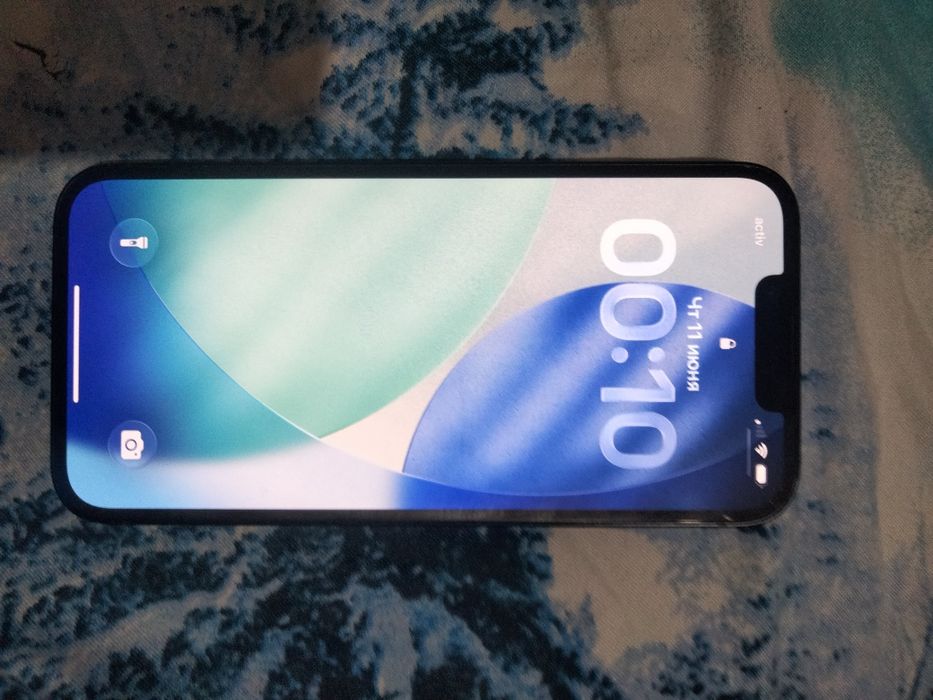 iPhone 14 продаётся
