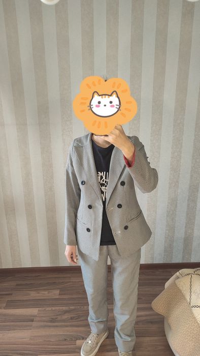 Продам верхнюю одежду