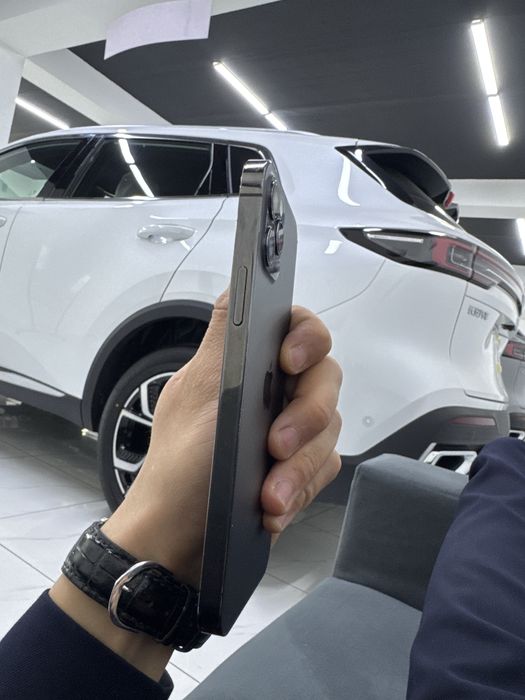 Iphone 12pro 256 гб не скрывался